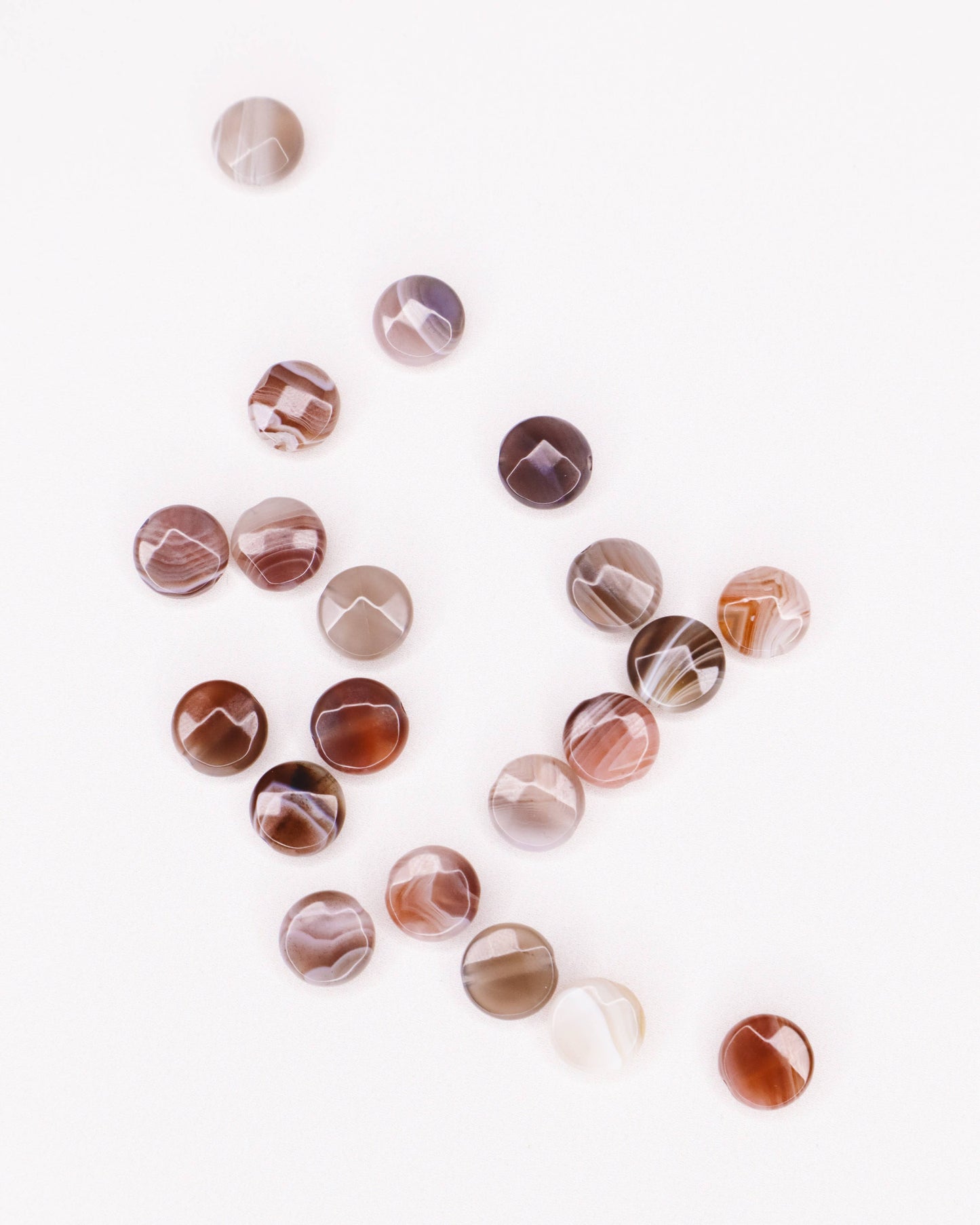 Agde: Or / Agate Botswana - DupontDupont