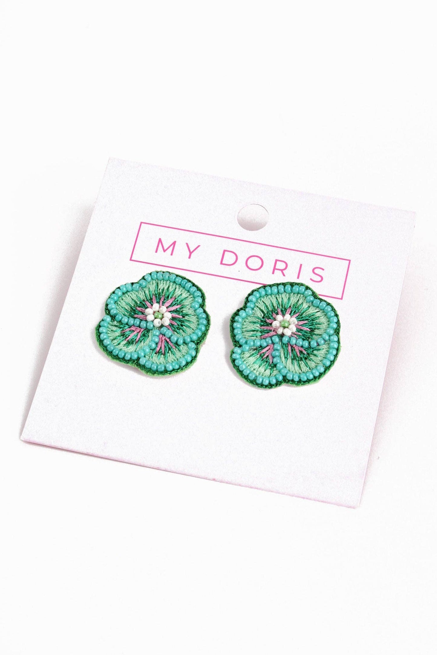 CLOUS D'OREILLES PERLÉS MENTHE PENSÉE