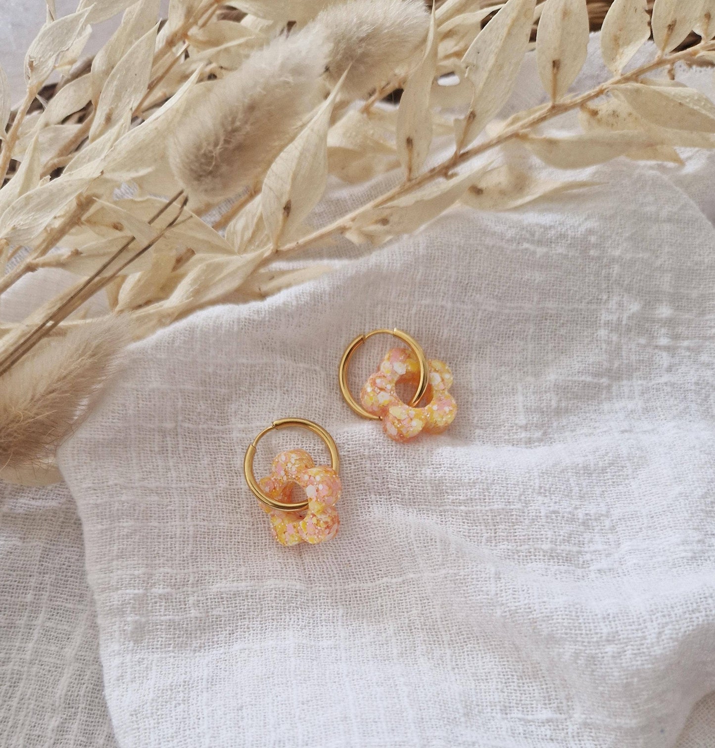 Boucles d'oreilles Flower (couleur au choix): Blanc banquise / Classique