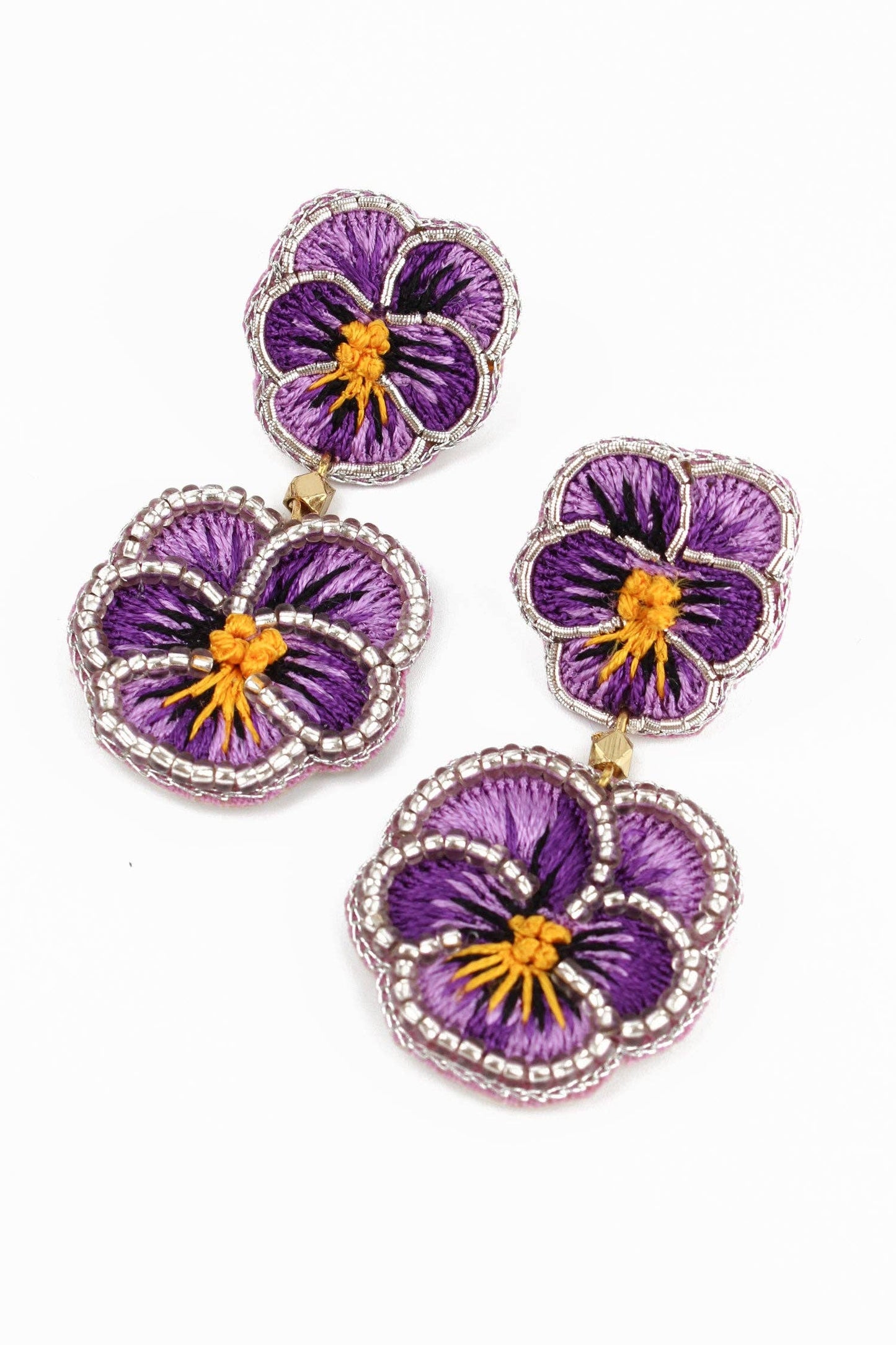 BOUCLES D'OREILLES FLEUR EN PERLES VIOLET DOUBLE PENSÉE