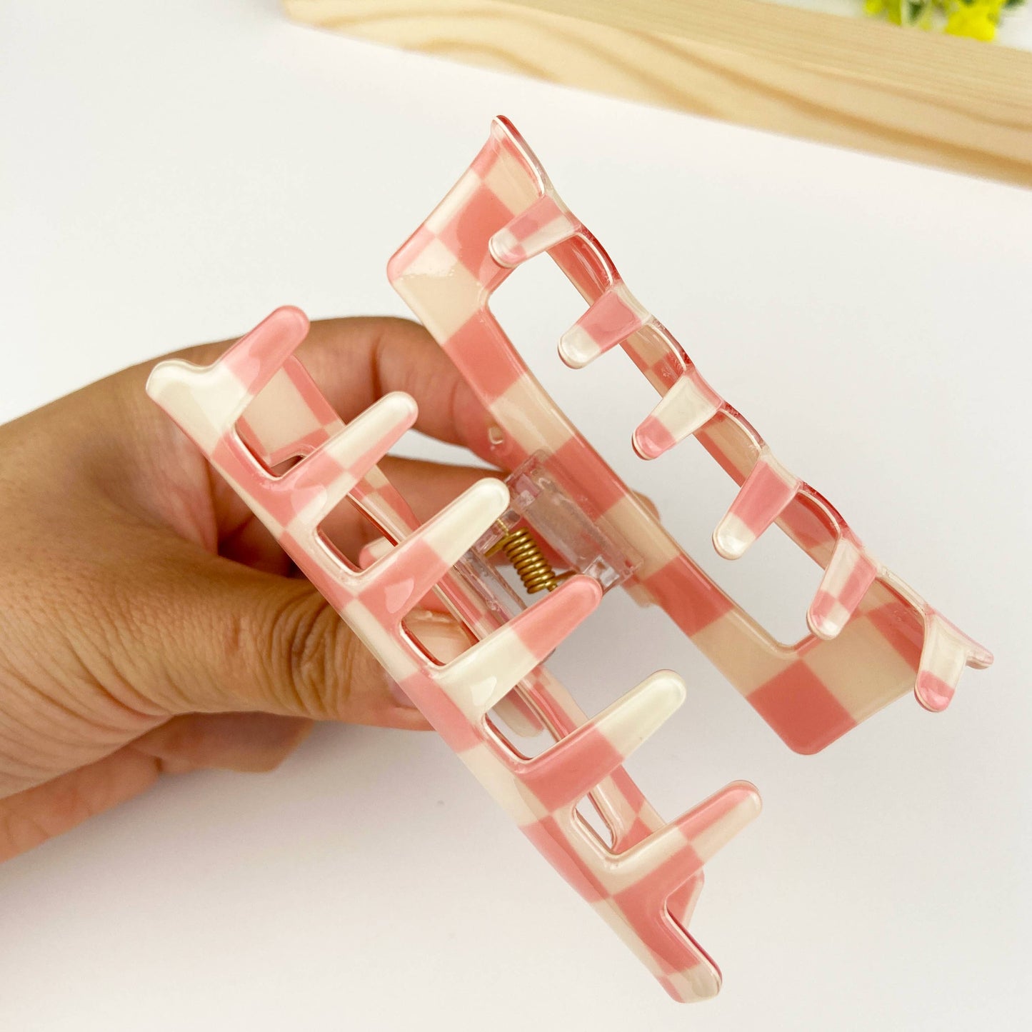 Pince à cheveux rétro en damier: Rose