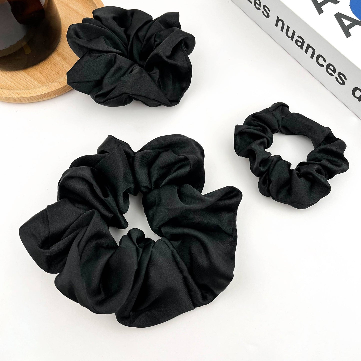 Chouchou satin uni Blan