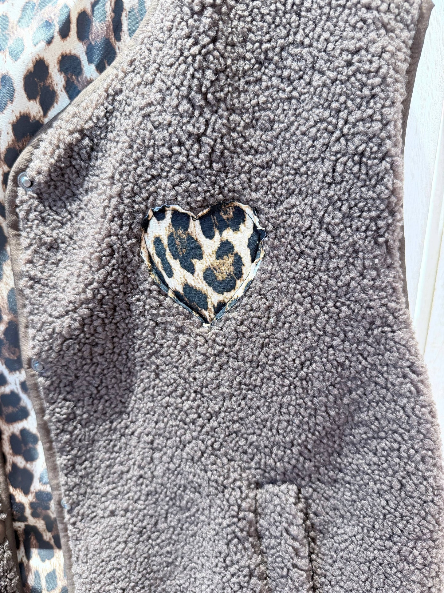Gilet imprimé cœur: Marron Foncé / TU