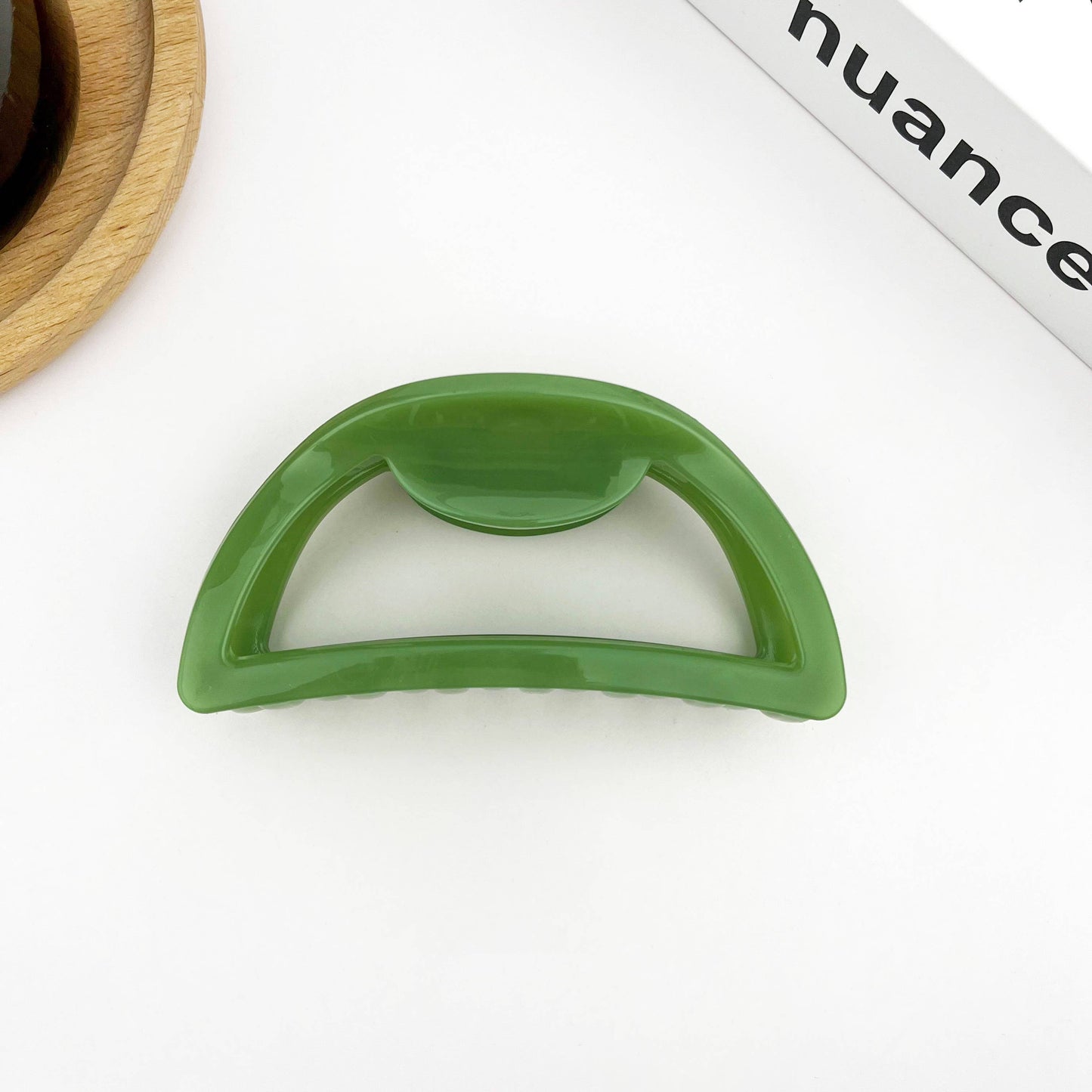 Pince à cheveux demi-cercle creux