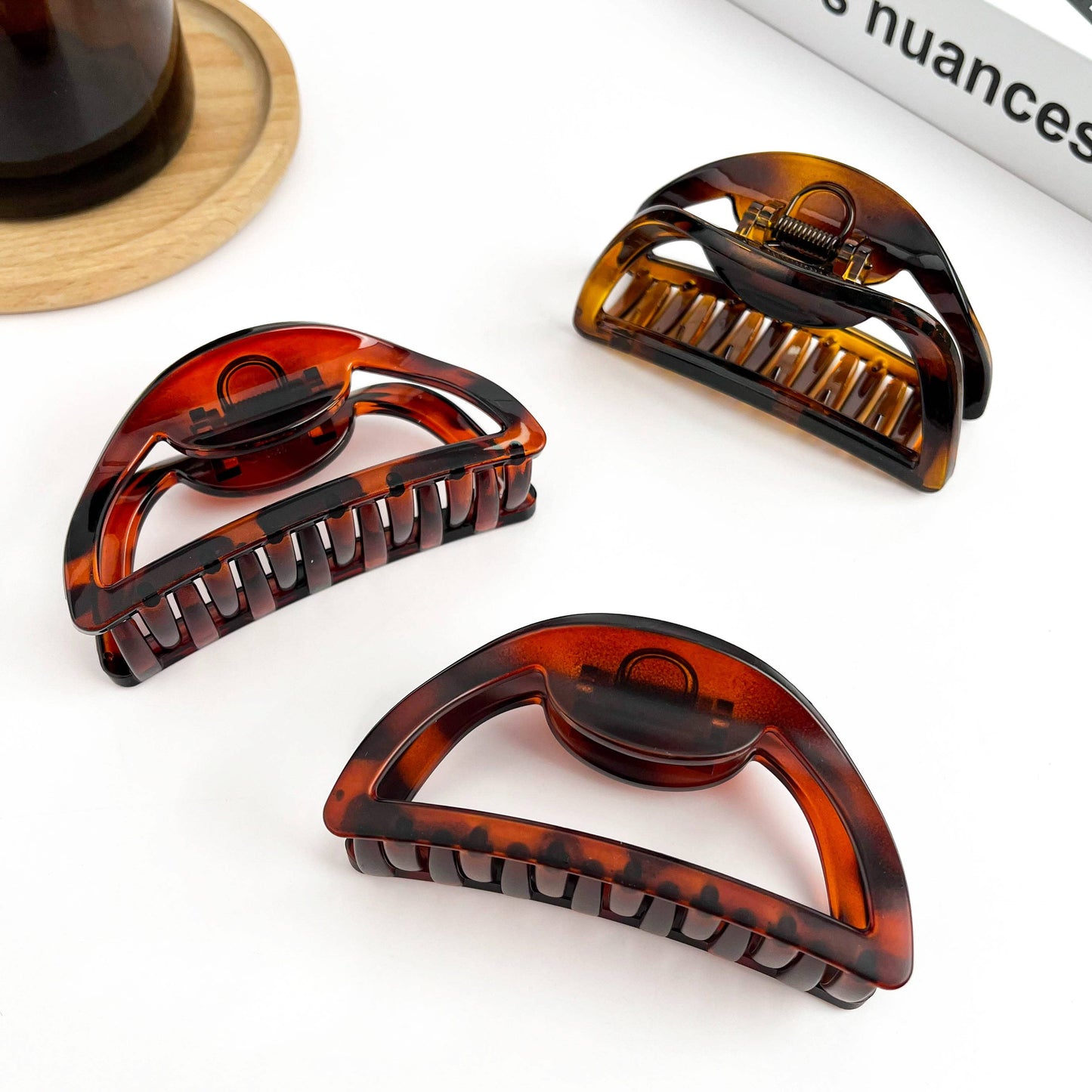 Pince à cheveux demi-cercle creux