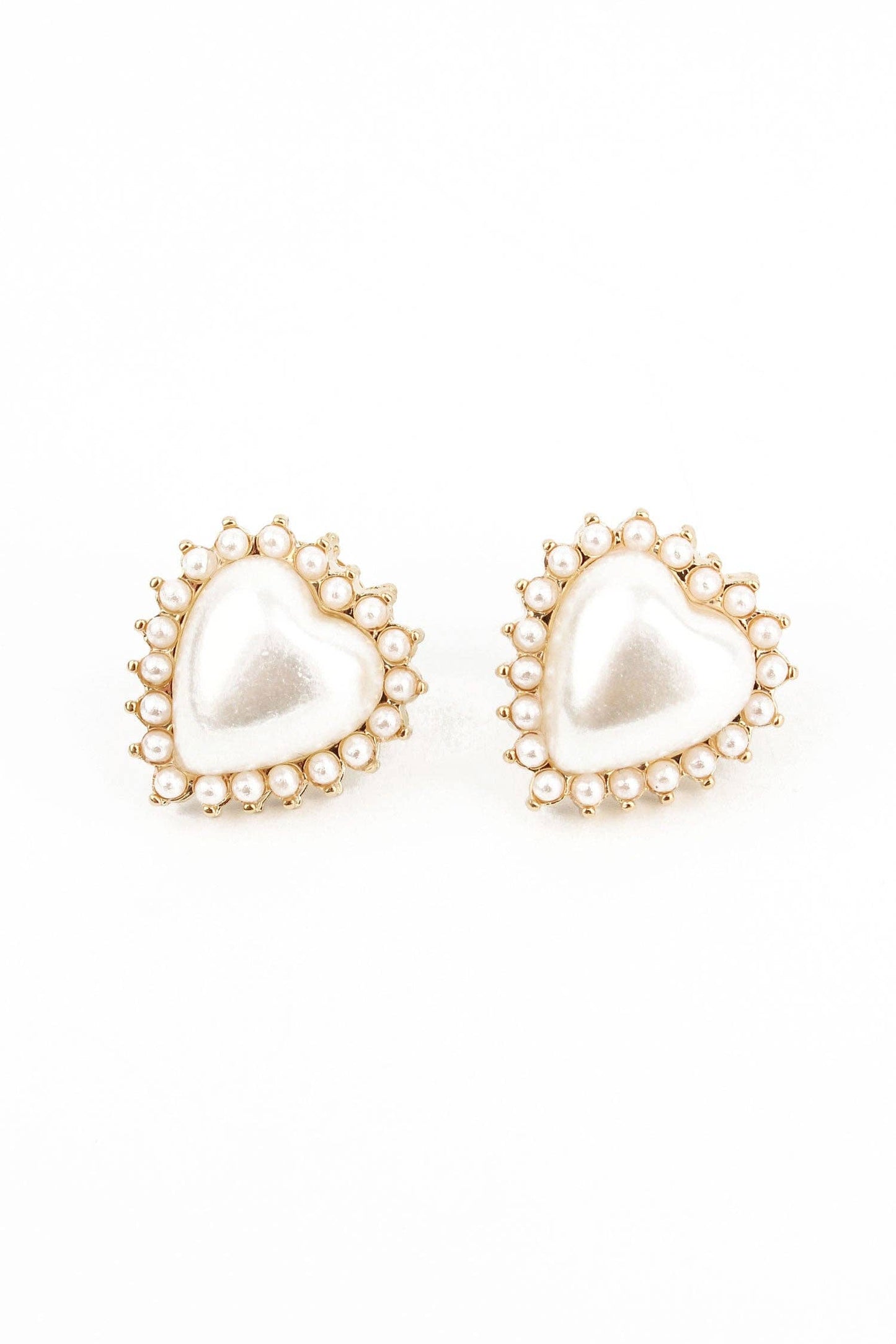 BOUCLE D'OREILLE CLOU CŒUR PERLE