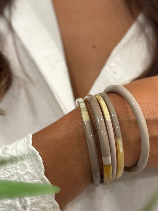 Jonc laqué en corne de buffle Beige