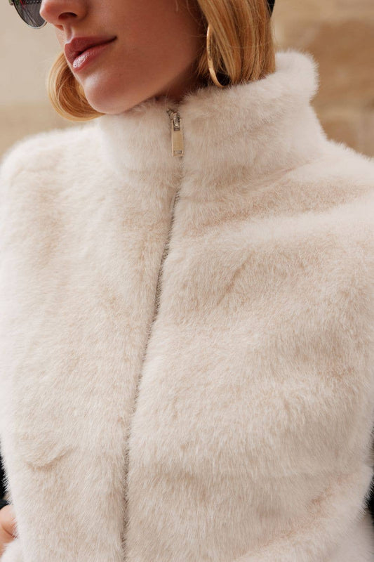 Gilet sans manche fausse fourrure