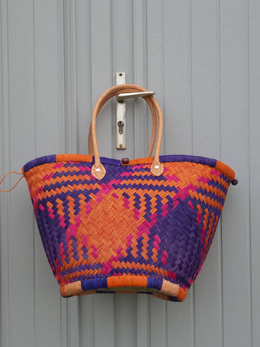 Panier fourre-tout fait à la main