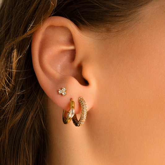 Petites boucles d’oreilles scintillantes