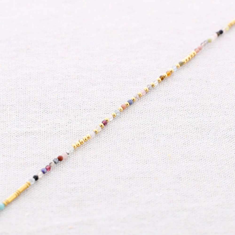 Bracelet de cheville en acier avec perles minérales: Fuchsia