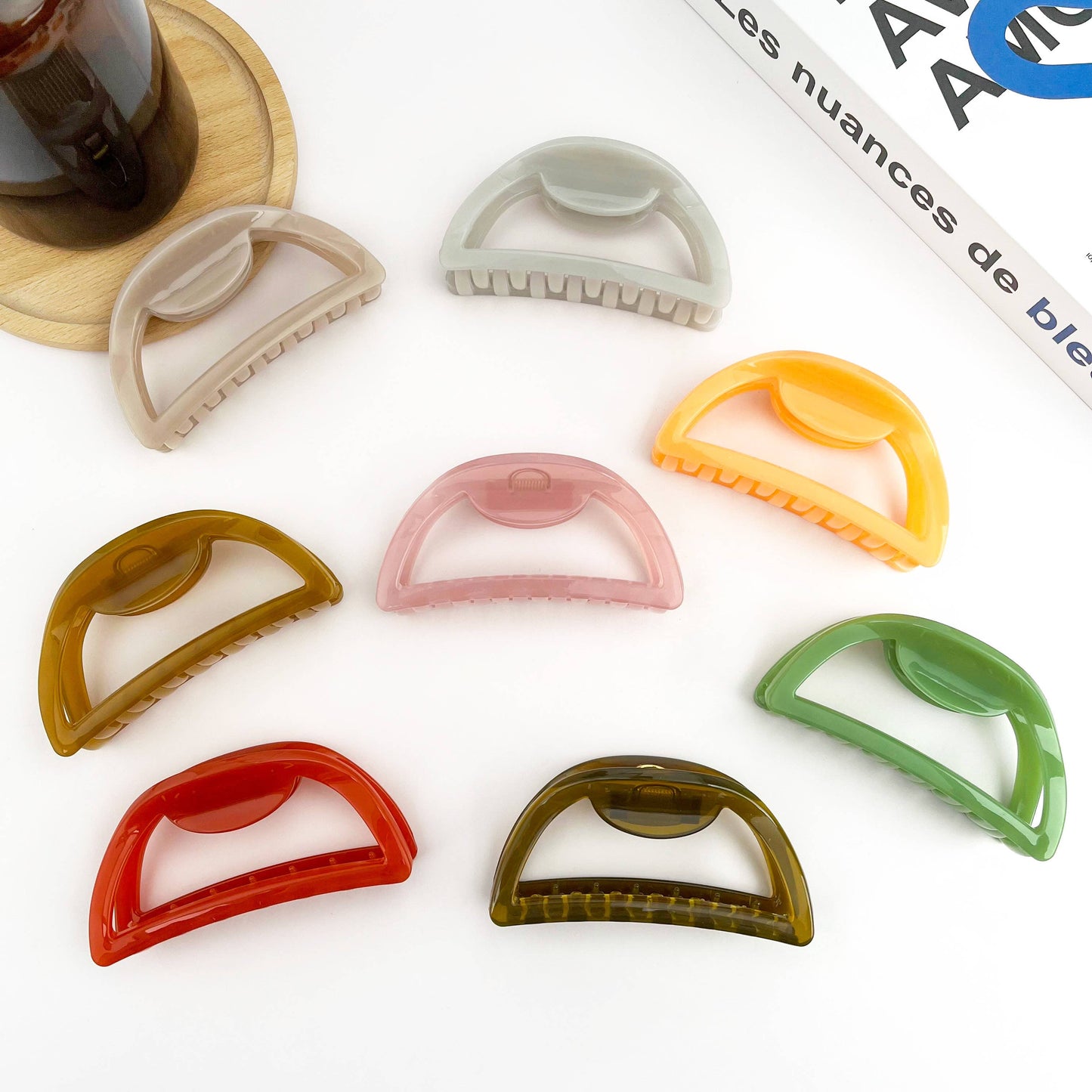 Pince à cheveux demi-cercle creux