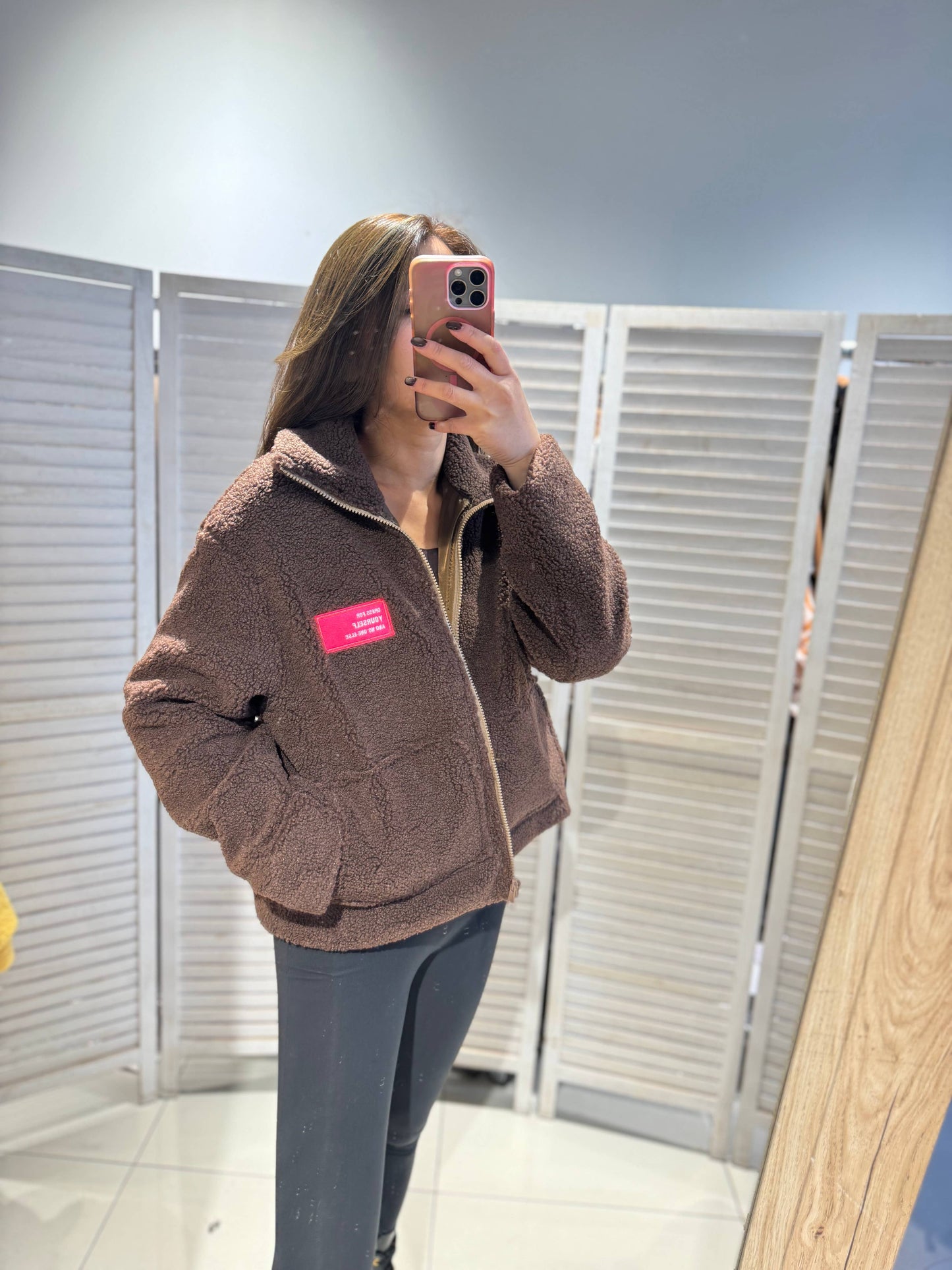 Veste en sherpa à zip: Marron / Taille unique