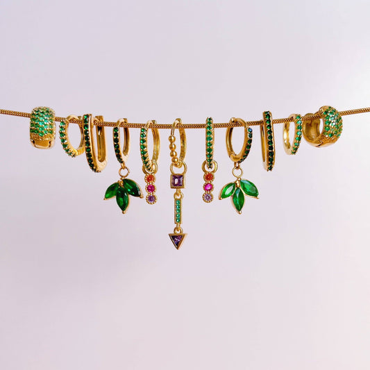 Créoles serties vertes