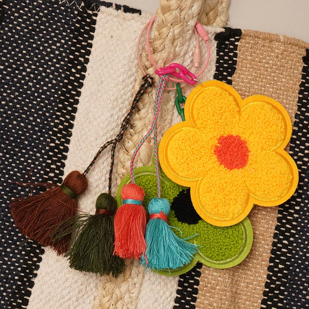 Breloque de sac porte-clés Fuzzy Flower