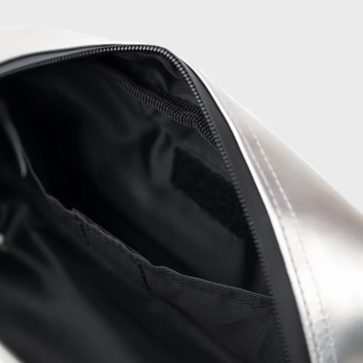 Trousse de toilette Metallisée argent