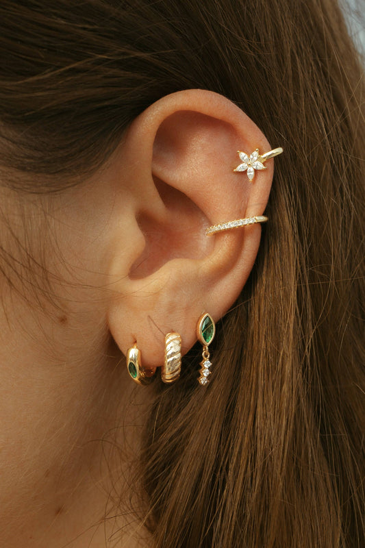 Earcuff Hélix Fleur Sofia: Or plaqué