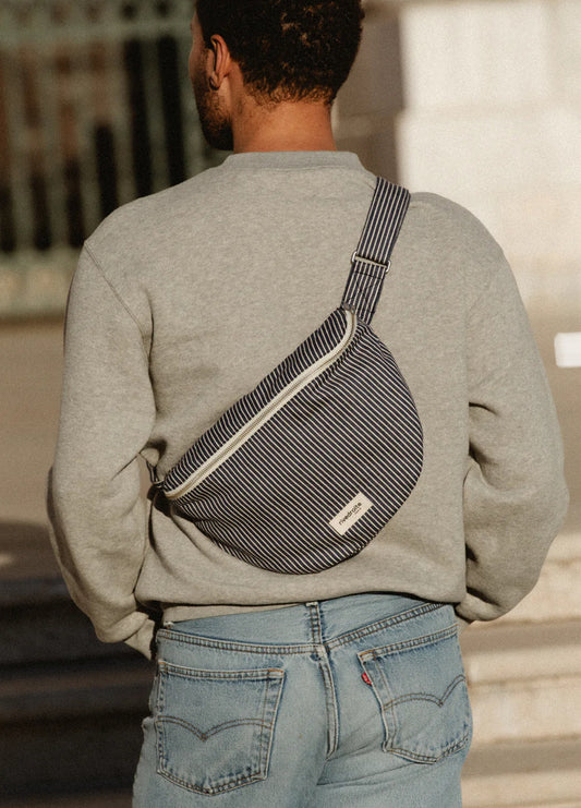 Banane Custine XL océan fond bleu