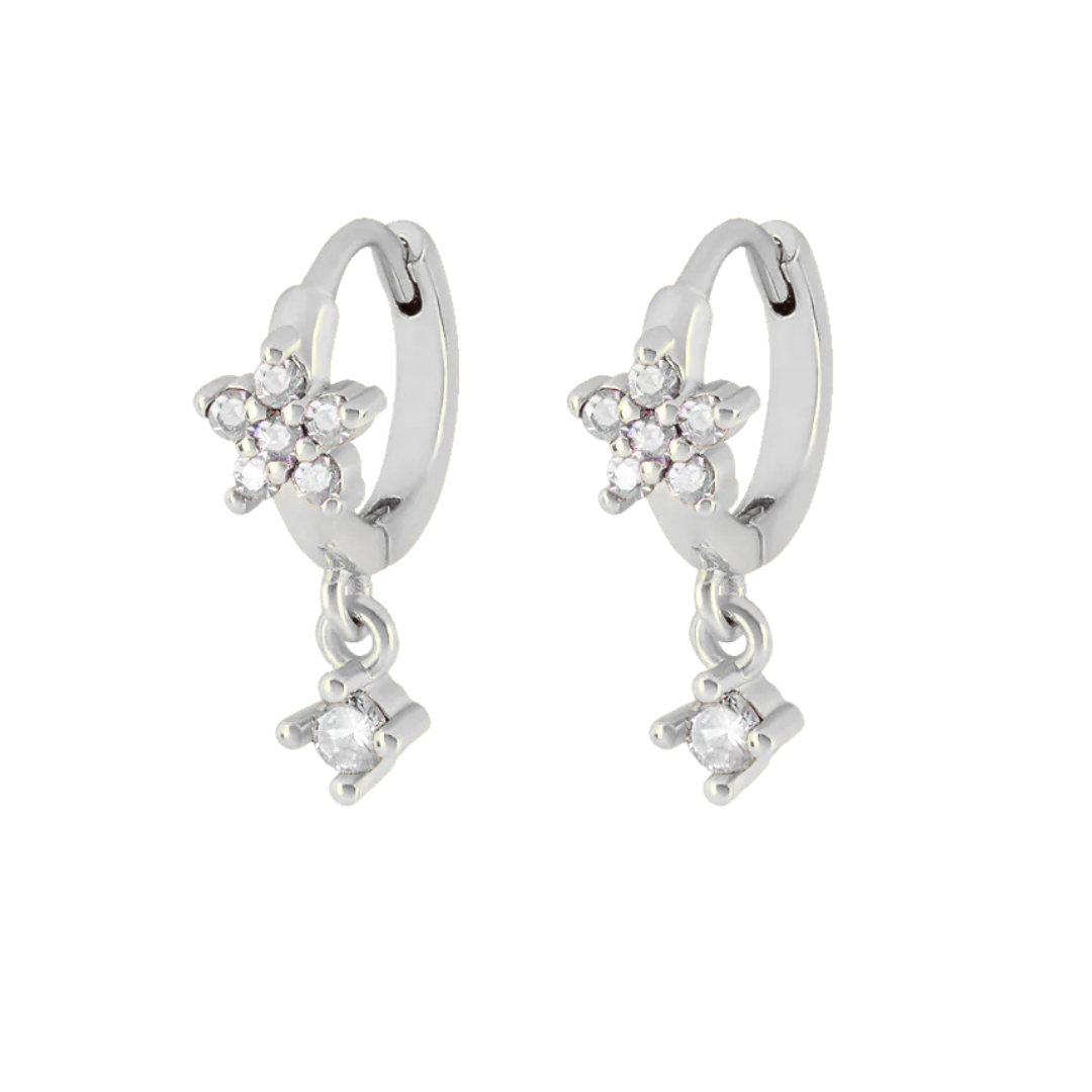 Boucles d'oreilles pendantes fleurs blanches