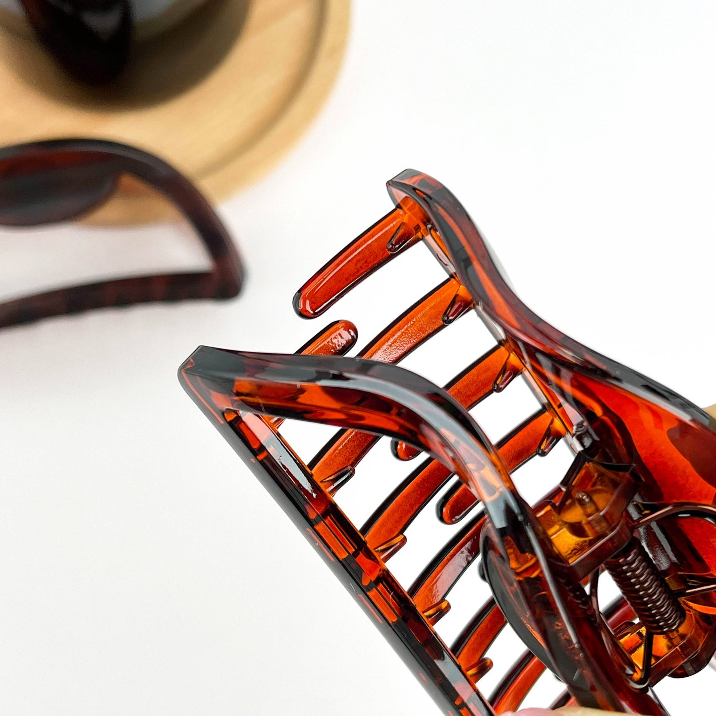 Pince à cheveux demi-cercle creux