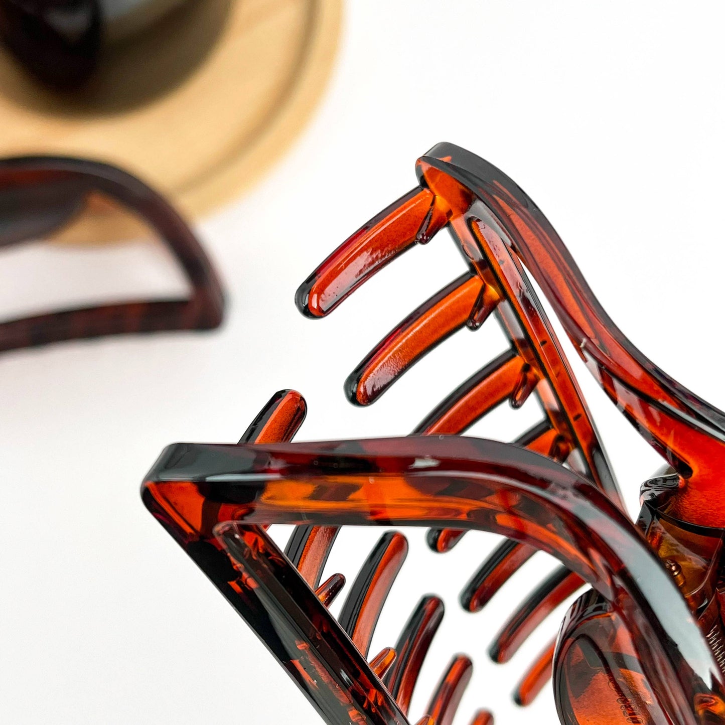 Pince à cheveux demi-cercle creux