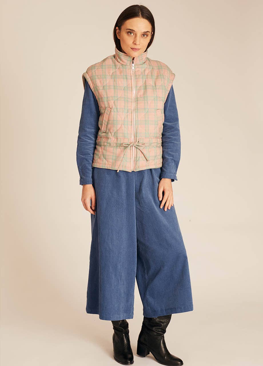 DOUDOUNE SANS MANCHES CARREAUX NUDE