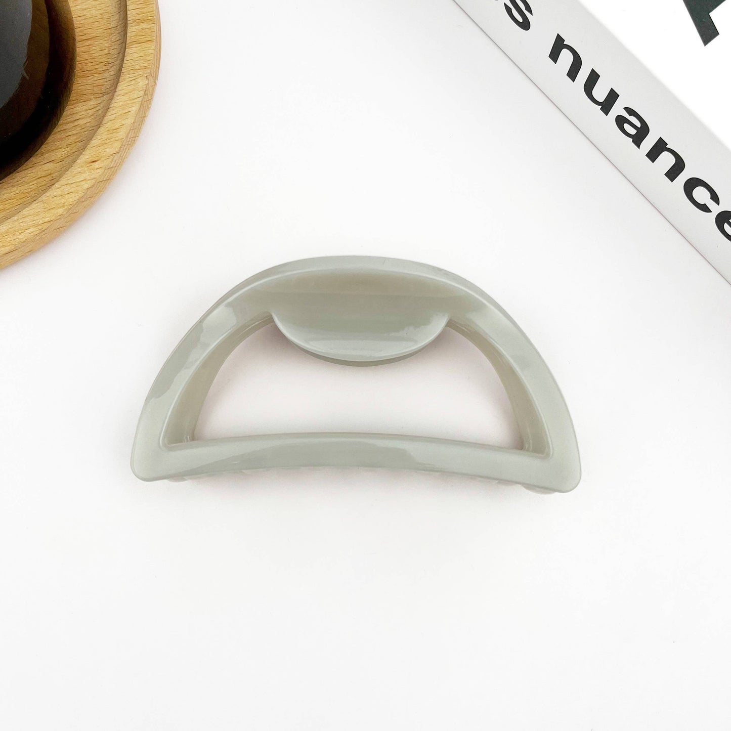 Pince à cheveux demi-cercle creux