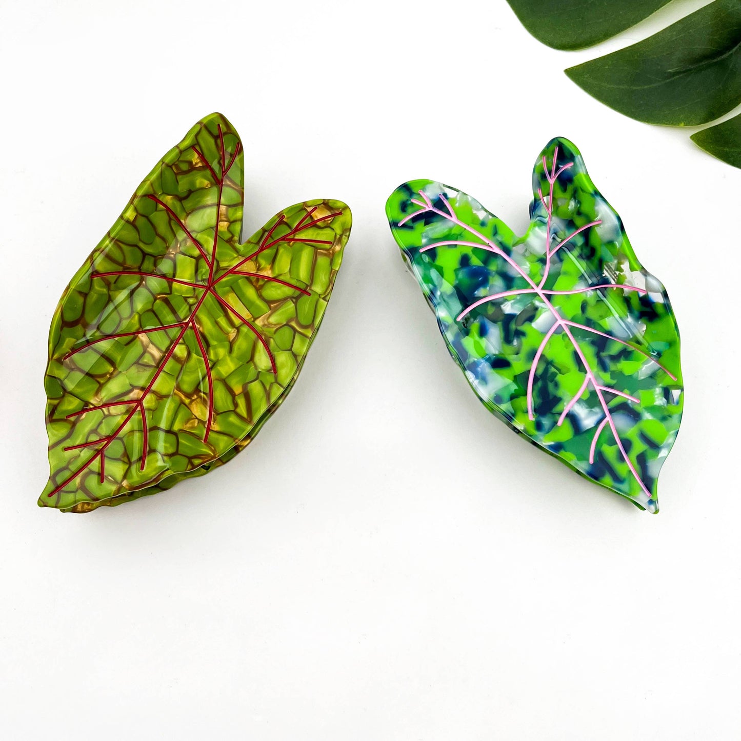 Pince à cheveux feuille