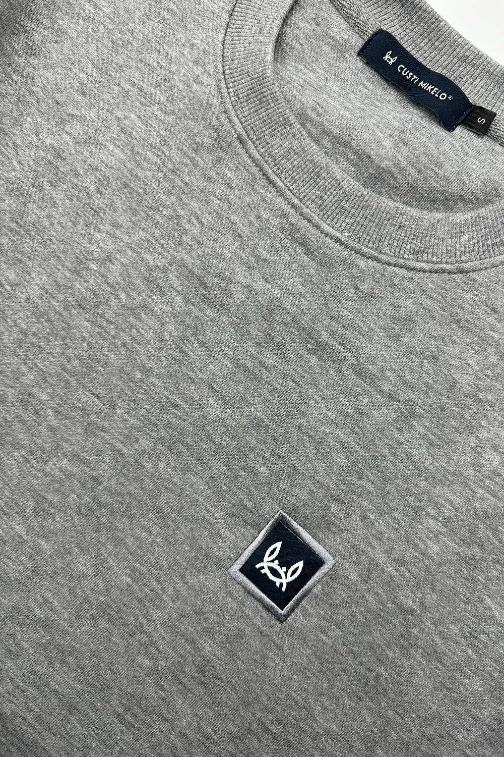 Sweat-shirt Basique Patch Gris: Gris / L