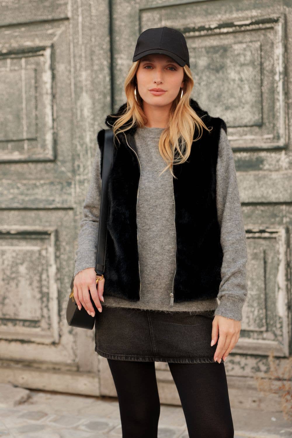 Gilet sans manche en fausse fourrure ultra douce: Noir