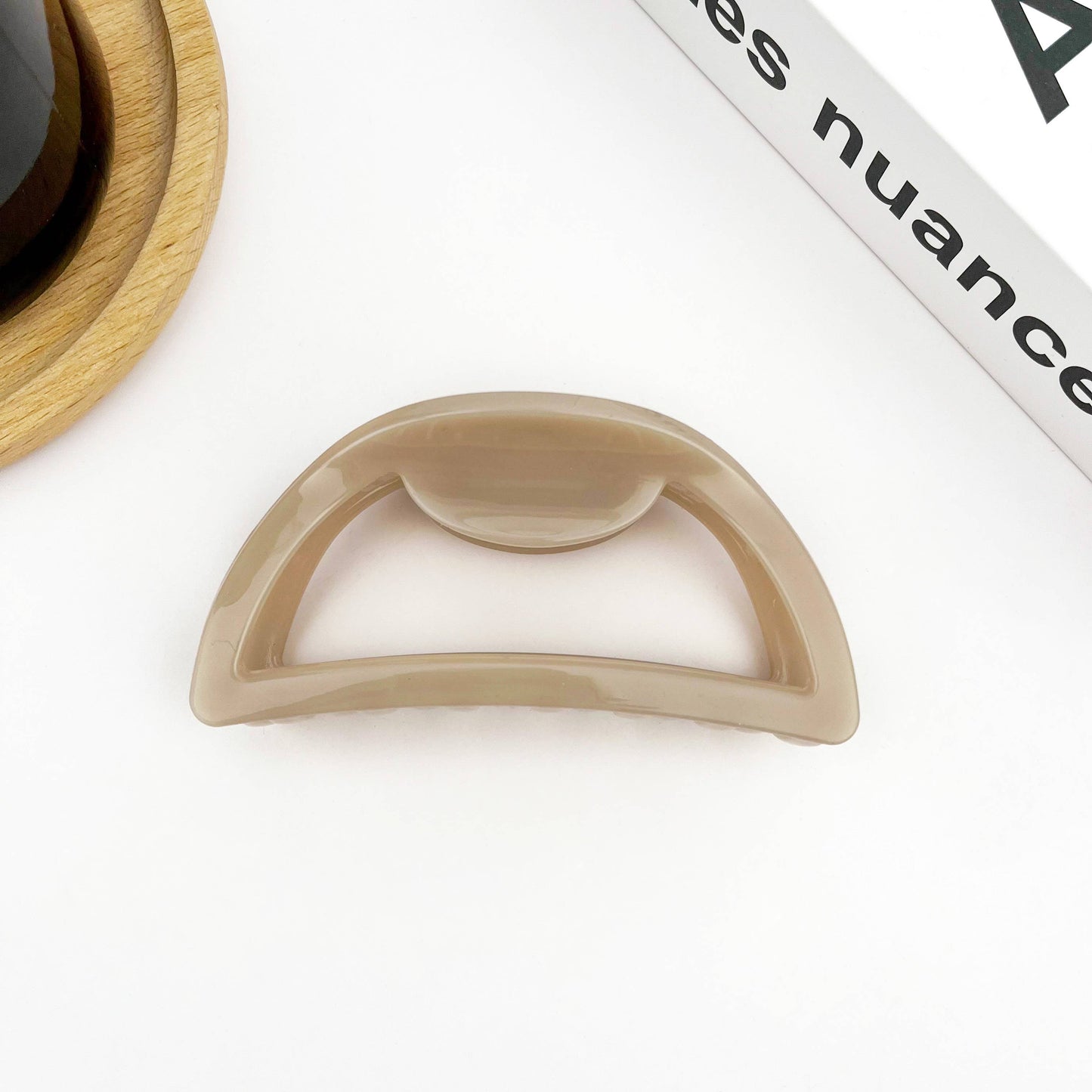 Pince à cheveux demi-cercle creux