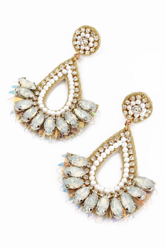 BOUCLE D'OREILLE GOUTTE D'EAU