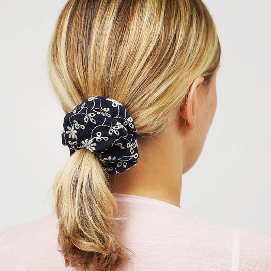 Chouchou à fleurs brodées